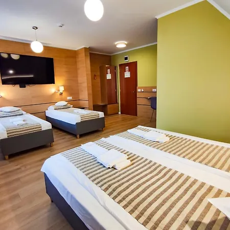 Bonanza & Restaurant Guest house *